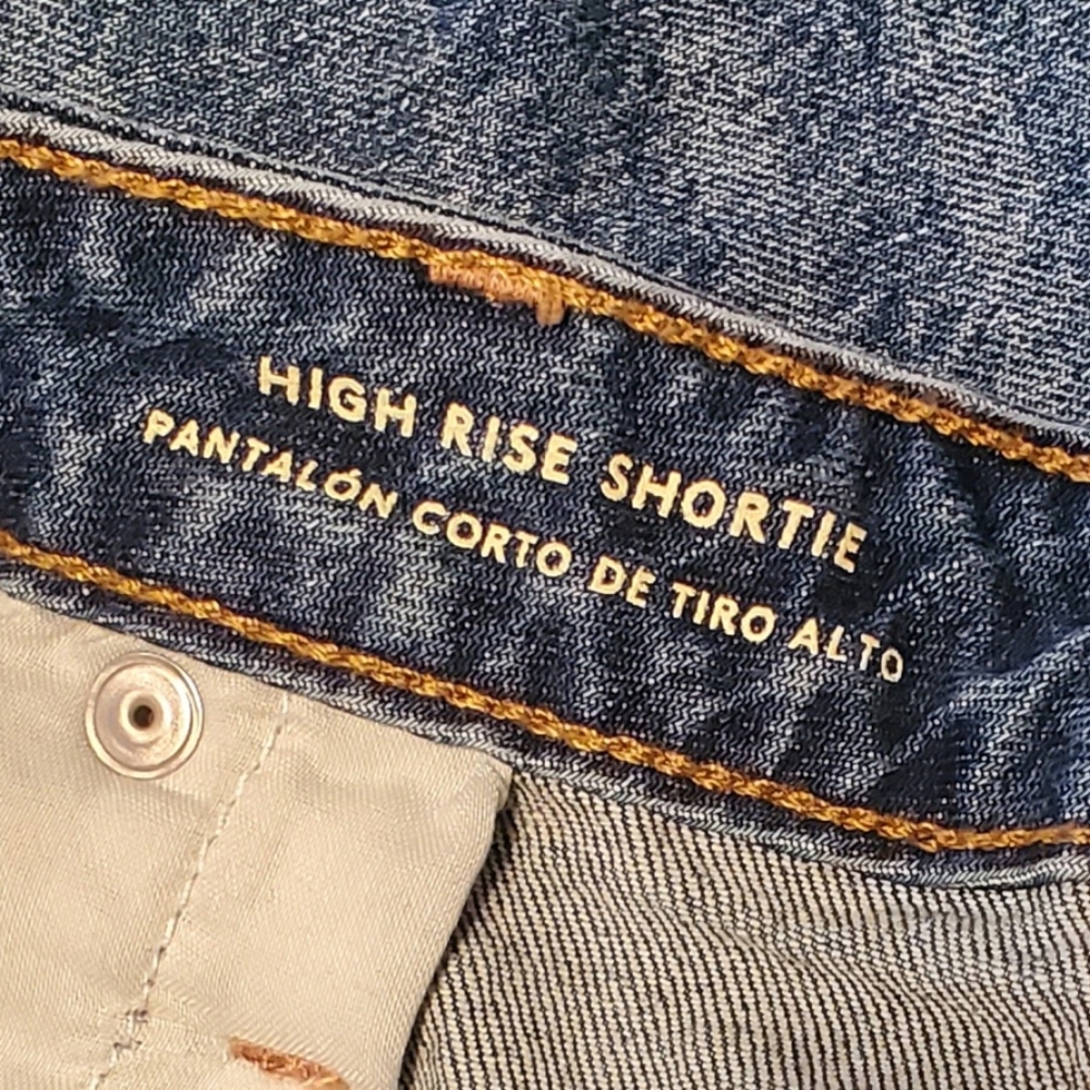 Universal Thread Jean Shorts - Picture 4 of 4